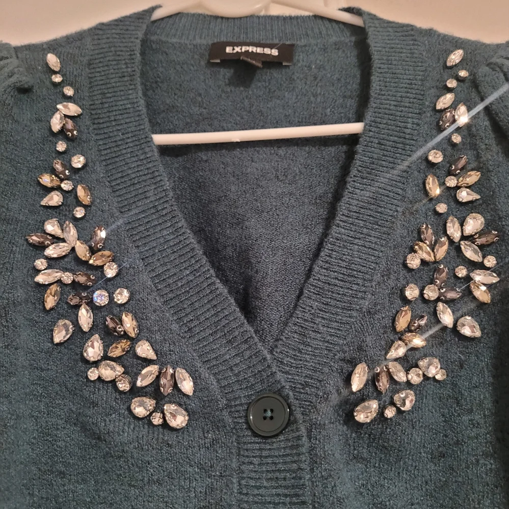 Express Sweater - Picture 1 of 4